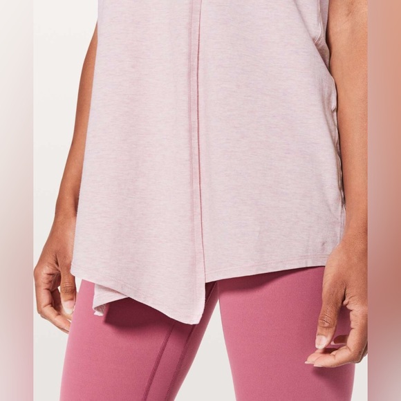 Lululemon Knot A Problem Tank
Heathered Petals - Picture 4 of 8